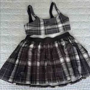 ALO Yoga Plaid Crop Top